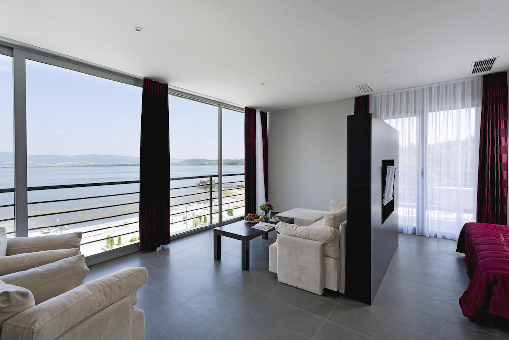 Romantique Dojran Hotel Exteriör bild
